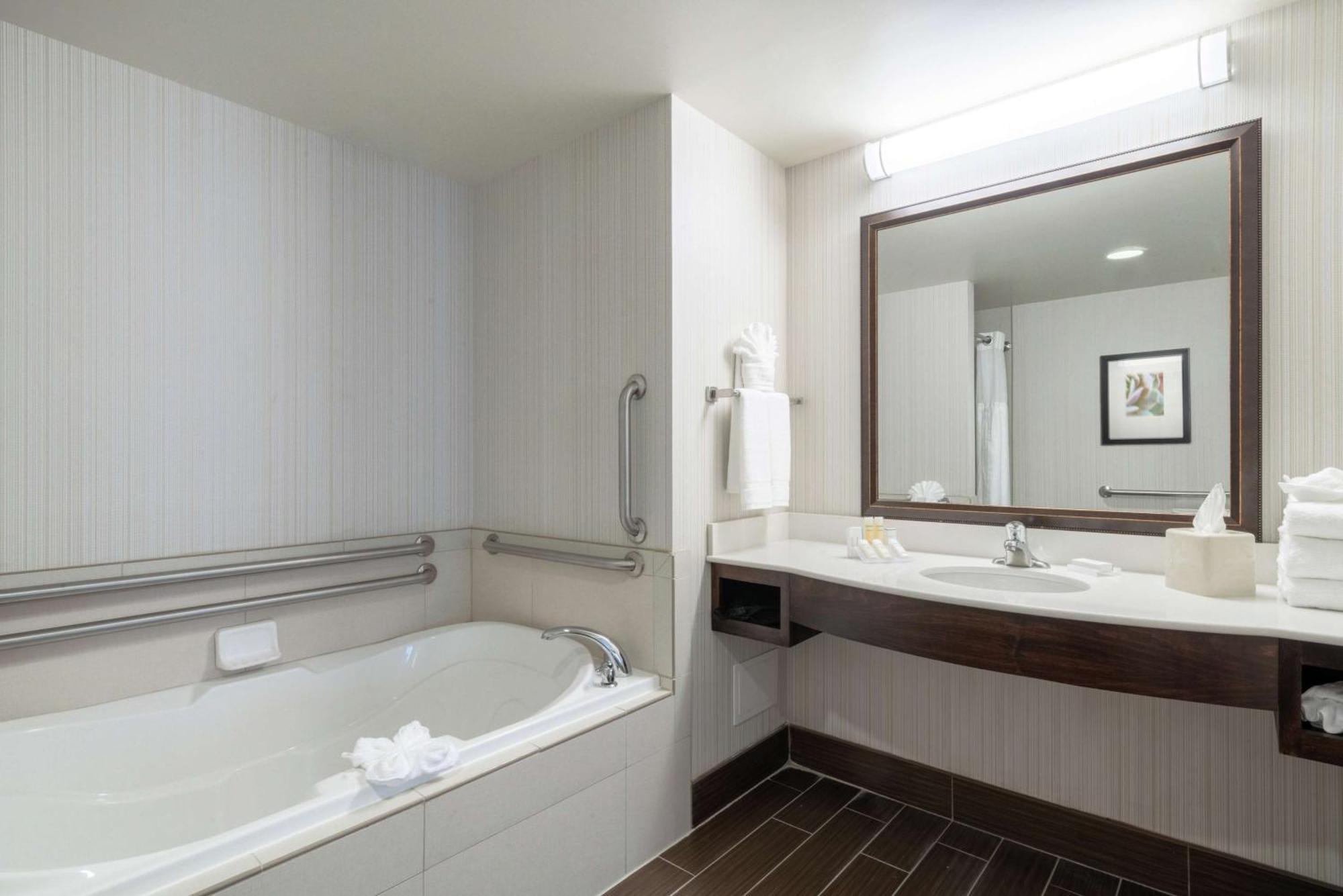 Hilton Garden Inn Valley Forge/Oaks Dış mekan fotoğraf