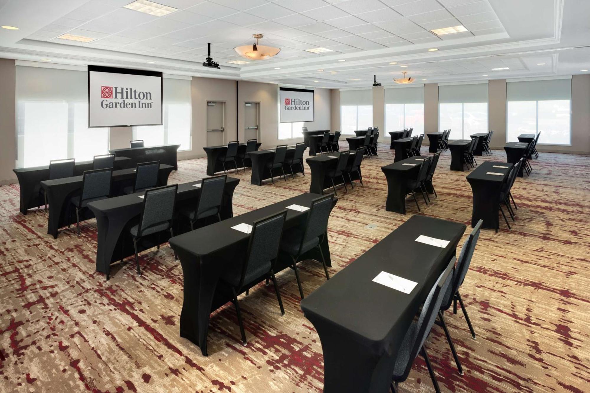 Hilton Garden Inn Valley Forge/Oaks Dış mekan fotoğraf